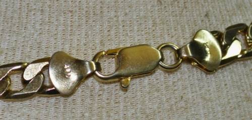 Vintage Solid 9ct Yellow Gold Curb Link Chain 6.8 mm, 56 cm, 35.2 grams stamped 9CT and 375