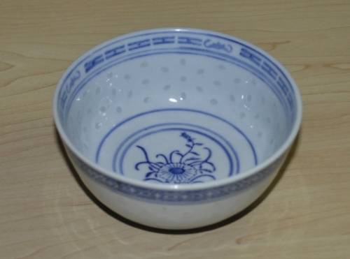 Vintage Chinese Porcelain Translucent Rice Grain Blue and White Flower Bowl