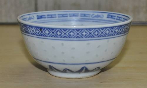 Vintage Chinese Porcelain Translucent Rice Grain Blue and White Flower Bowl