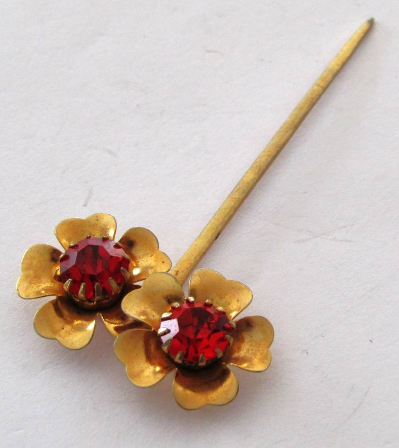 Vintage Bohemian Gold Tone and Prong Set Ruby Rhinestone Flower Stick/Hat pin
