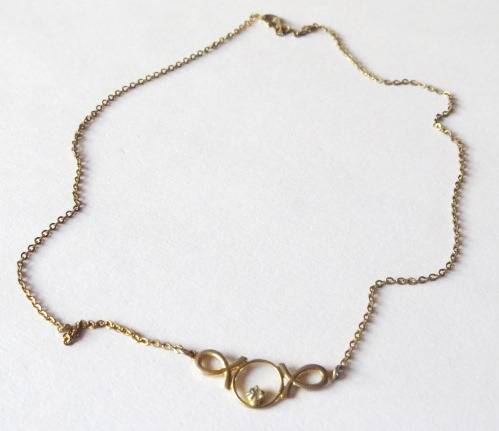 Vintage gold plated chain with pendant