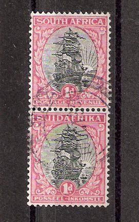 1930 ROTO VERTICAL PAIR FROM ISSUE 8 WITH MULTIPOSITIVE VARIETY V1