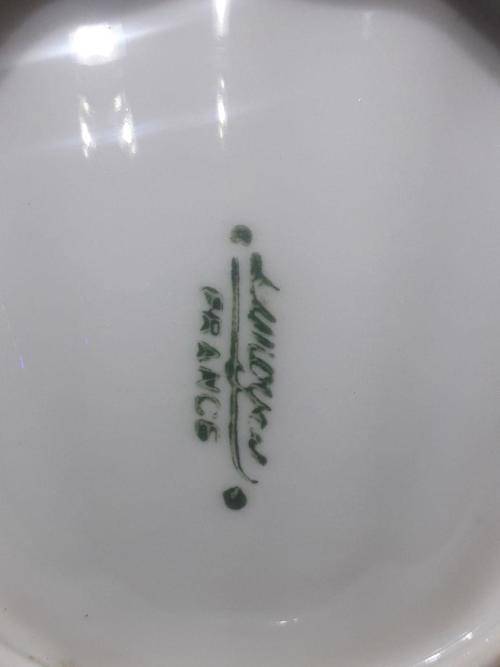 RARE VINTAGE SHELL PORCELAIN FLOWER PLATE