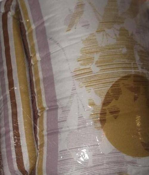 3 Piece Comforter Set (Queen Size)