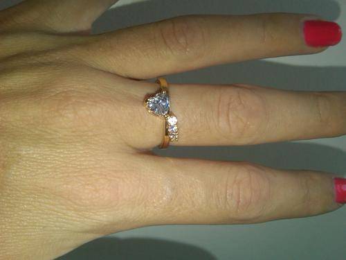 BEAUTIFUL! 9ct GF With Cubic Zirconia Stones Ring - Size 7.5 (Not Gold Plated)
