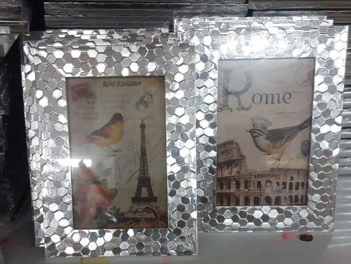 Gorgeous silver Photo frame! CLEARANCE SALE!!! View other clearance auctions!.