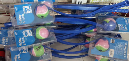 Pet ball and thrower!! REDUCED TO CLEAR! See our other clearance auctions!