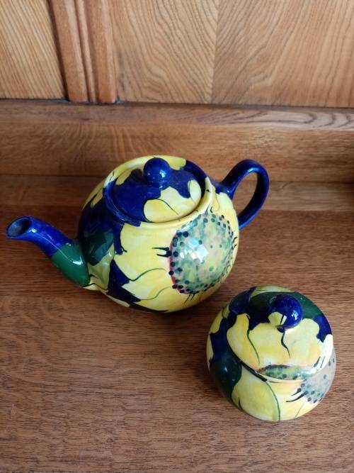 SUNFLOWER TEAPOT and SUGAR BOWL