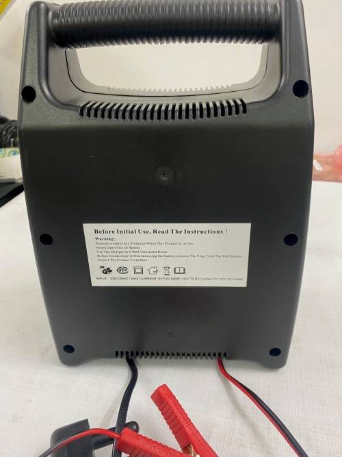 Moto-Quip Battery Charger 8 Amp