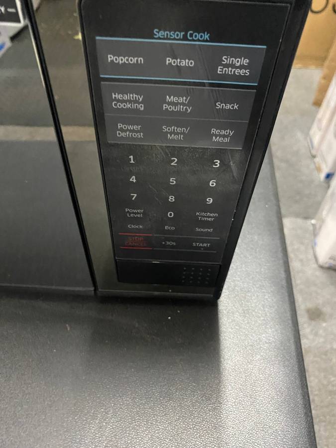 Samsung Mirrored Microwave (32L) ME0113M1