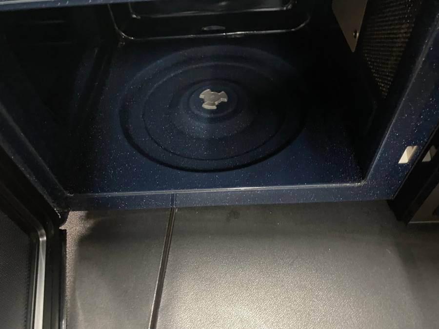 Samsung Mirrored Microwave (32L) ME0113M1