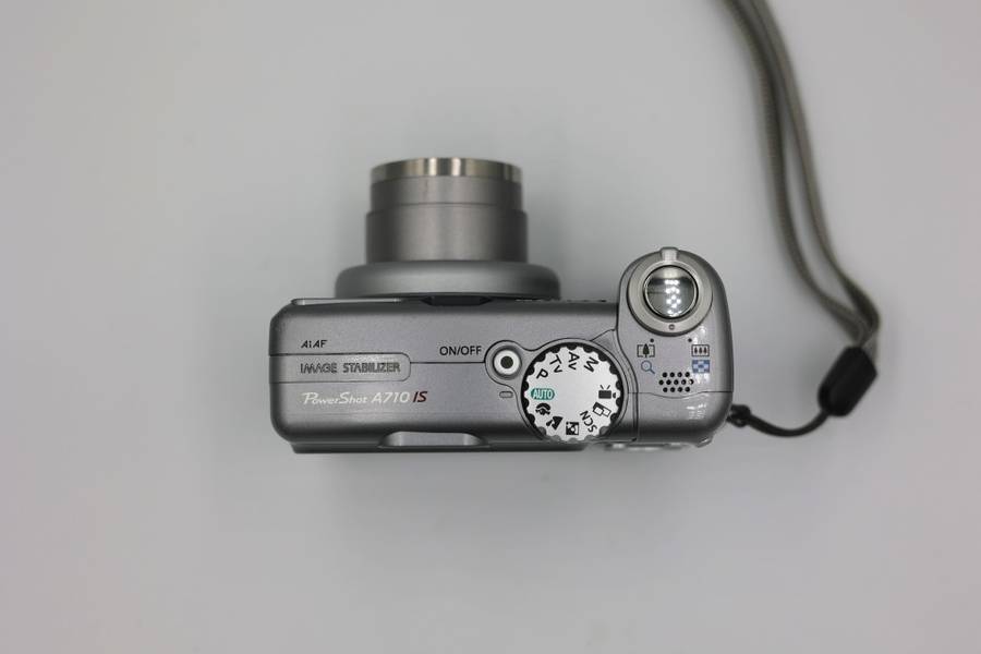 Canon PowerShot A710is digital point and shoot camera