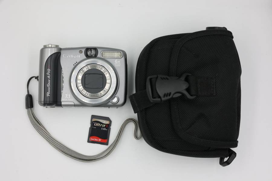 Canon PowerShot A710is digital point and shoot camera