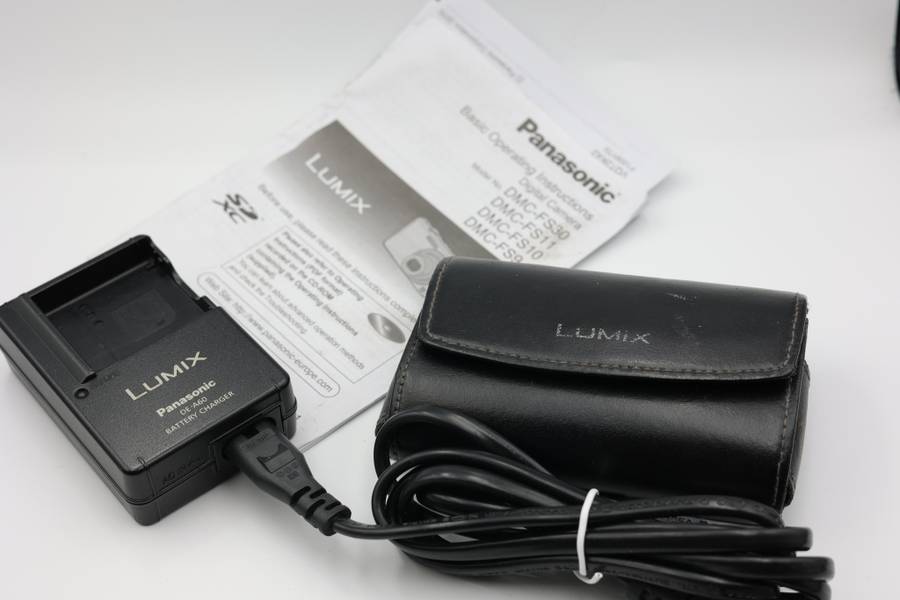 Panasonic LUMIX DMC-FS11 digital point and shoot camera