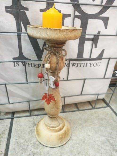 WOODEN CANDLE HOLDER R70 EACH IF YOU BUY 10 UNITS