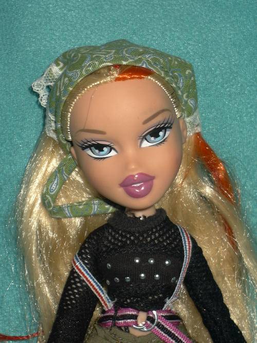 MGA Bratz Doll Cloe