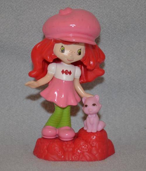 Strawberry Shortcake (about 9cm)