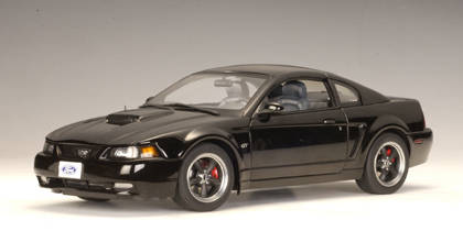Autoart FORD BULLIT MUSTANG GT 2001 BLACK 1/18 #AA72852