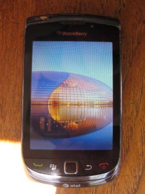 GENUINE BLACKBERRY TORCH 9800, As NEW! Guaranteed to work on all SA Networks! Local stock