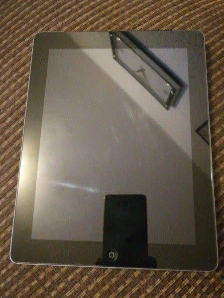 IPAD 3  - 16GIG - BLACK - 4G + WIFI for sale