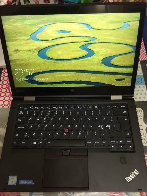 Lenovo Yoga X1 i7 6th Generation 512 SSD HD and 8GB ram