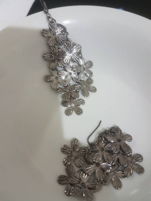 Fashion Earrings Hollow Metal Leaves Leaf Long Dangle