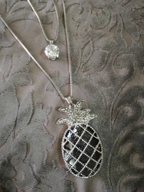 Long Sweater Chain Silver Colored Crystal Pineapple cute Fashion Necklace