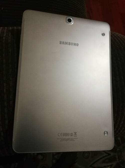 Samsung Tab S2 9.7 inch very clean (SM-T819) wifi only,