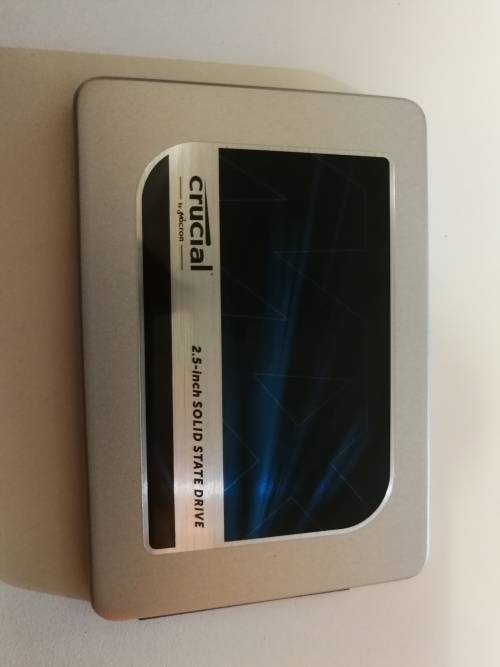 Crucial 275GB MX300 SSD Like new