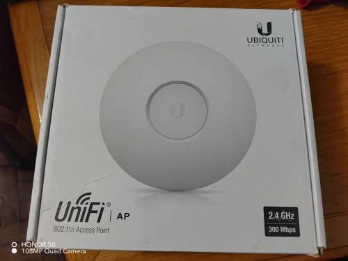 Ubiquiti UniFi Router