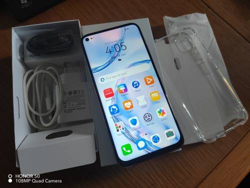 HUAWEI P40 LITE 128GB AND 6GB RAM