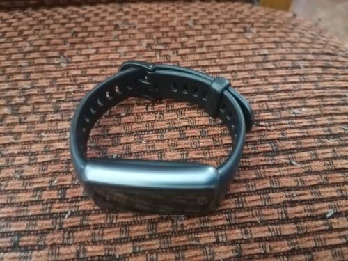 HUAWEI BAND 6, model FRA-B19