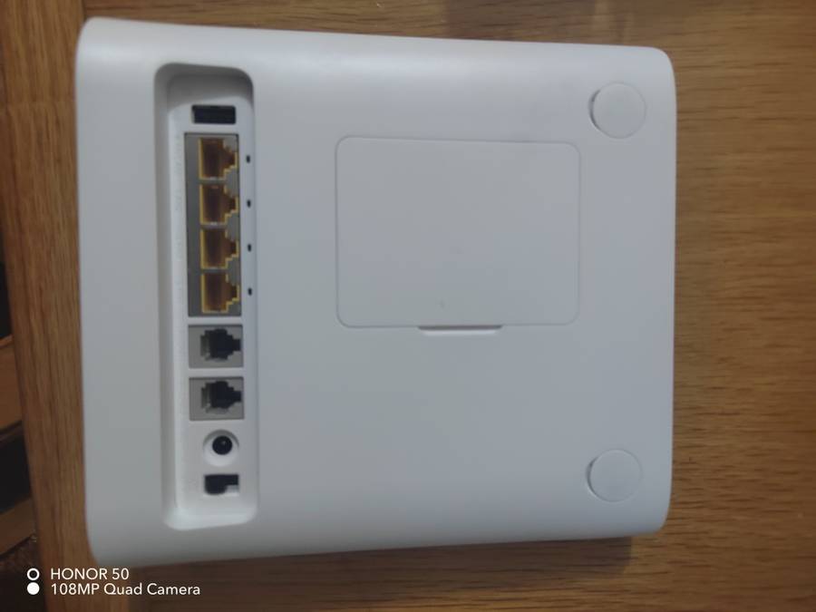 ZTE MF286 LTE Wireless Router to Power 4G Data Access with built in battery