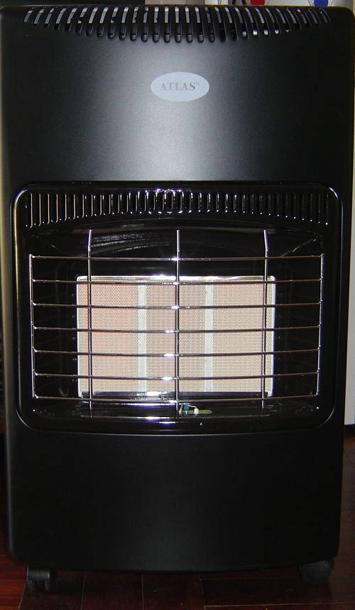 ATLAS 3 PANEL GAS HEATER , NEW ON WHEELS