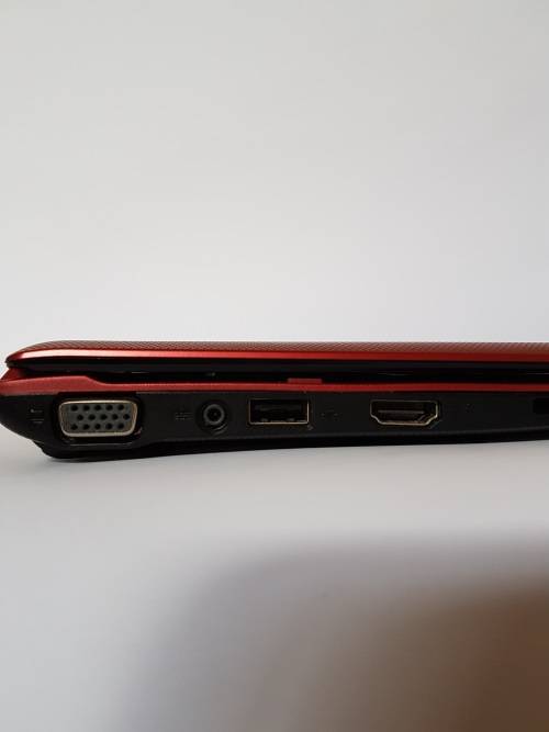 Asus Eee PCx101CH Netbook Red plus Laptop bag