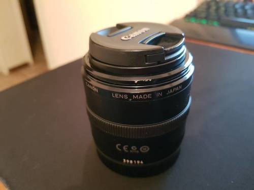 Canon 50 mm F2.5 Macro Lens