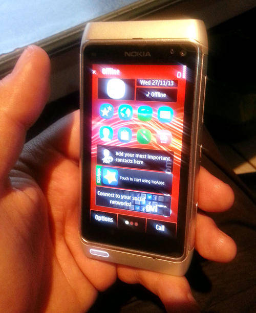 GREAT WORKING CONDITION NOKIA N8 PHONE !!BARGAIN