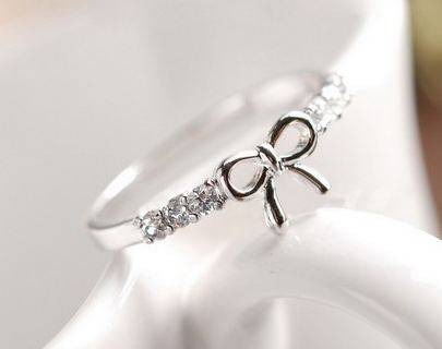 Bowknot Classic Fashion Ring SILVER COLOR !*Beautiful*! Local Stock!!