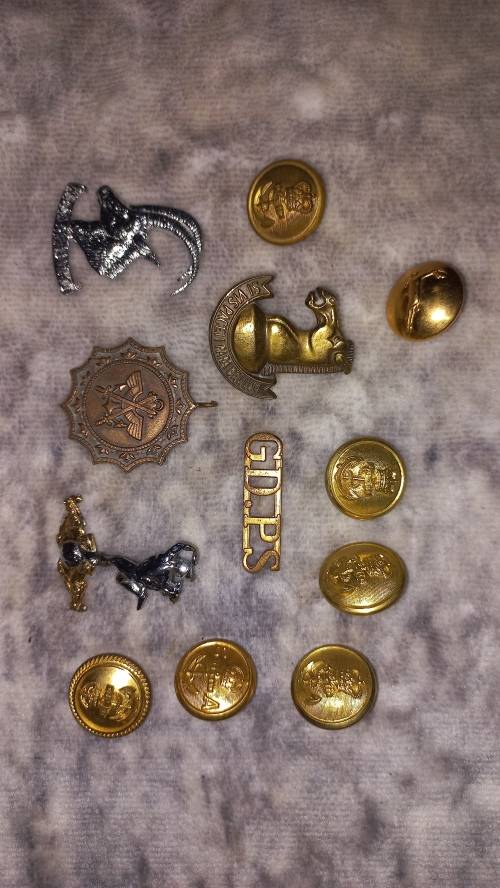 BADGES JOBLOT