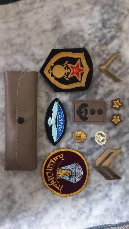 Badges joblot