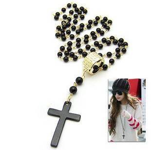 HOT FASHION! Long Golden Black Beaded Retro Cross Pendant Necklace