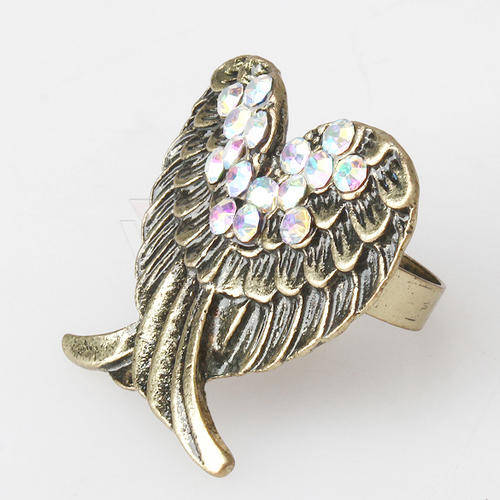 CRAZY RING SALE!! * Gold Tone Angel Wings & Diamante Adjustable Cocktail Ring *