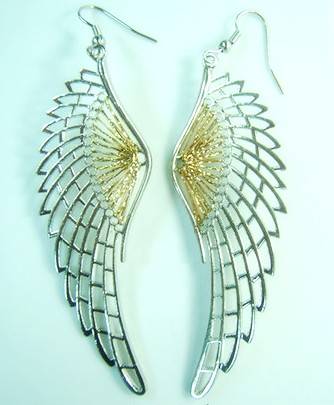 * Big Silver Tone Wings Fashion Earrings *