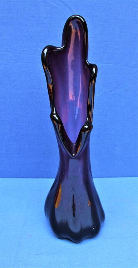 Stunning Deep Purple Vase