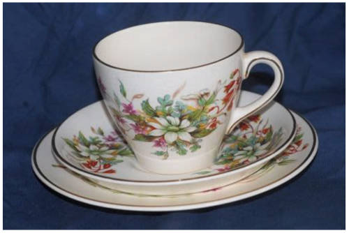 Stunning Royal Doulton Bushflower Trio