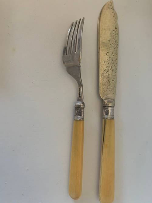 !!!! ANTIQUE KNIFE AND FORK PAIR!!