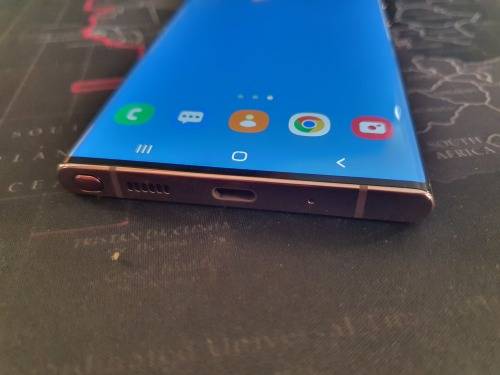 Samsung Galaxy Note 20 Ultra - with extras worth R3000