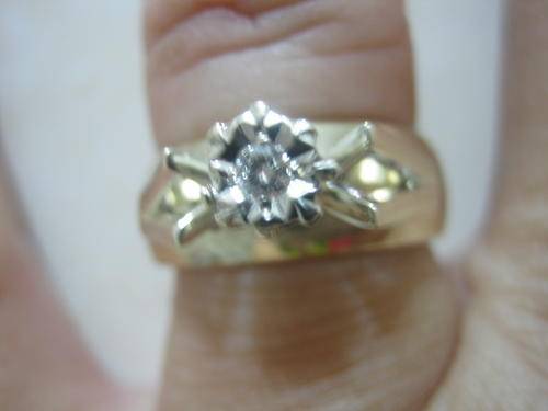 9CT YELLOW GOLD DIAMOND RING - FULLY HALLMARKED