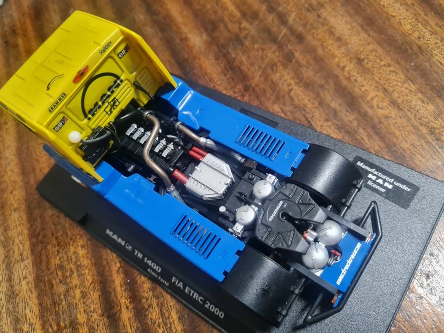 FLY MAN TR1400 TRUCK (SLOT CAR)