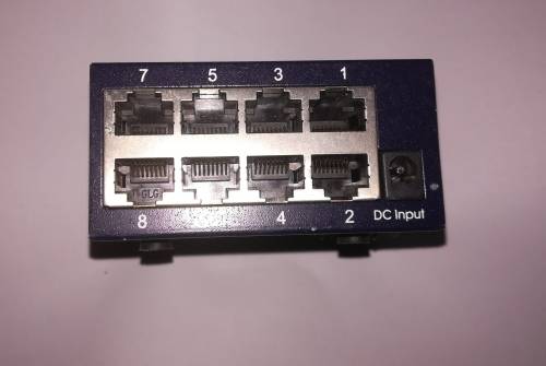 ST labs 8 Port Ethernet Switch 10/100